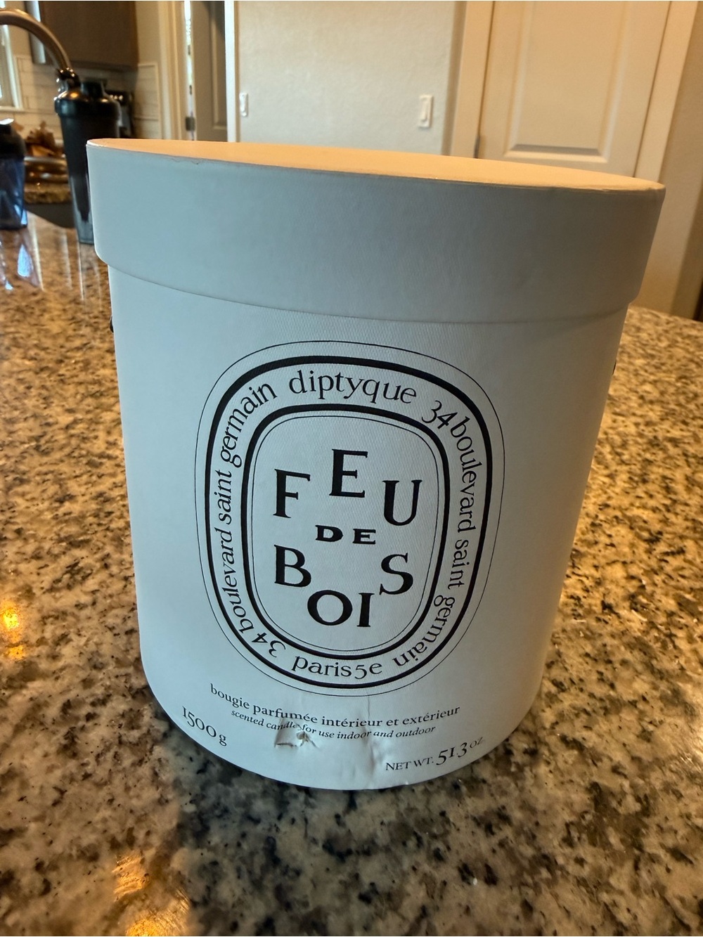 diptyque Feu de Bois Scented Candle